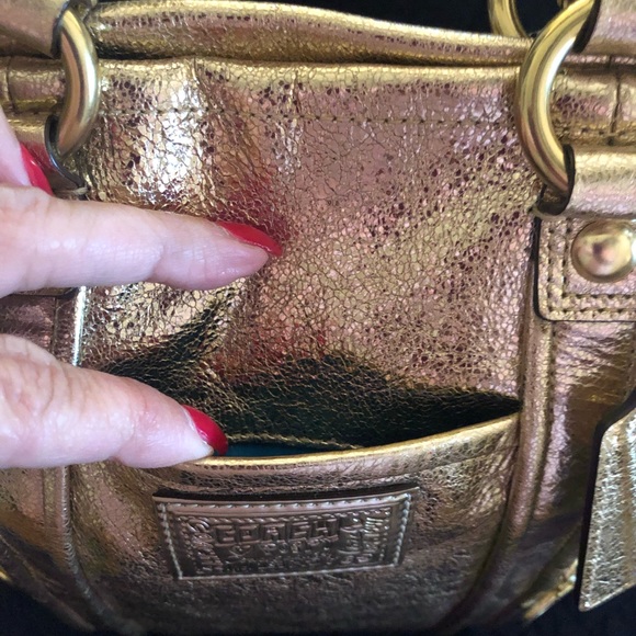 COACH Poppy Spotlight Gold Leather Purse/Shopper/Hobo - RARE - Picture 12 of 14